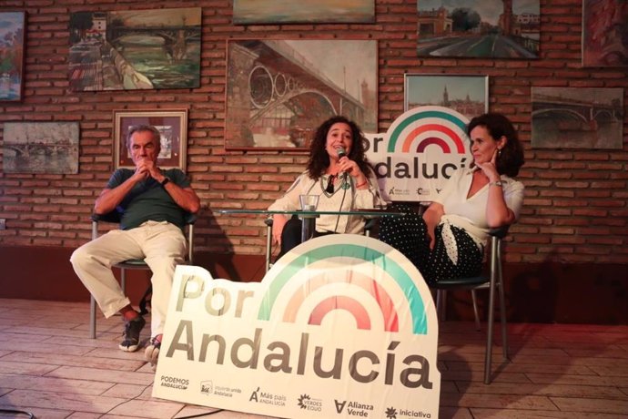 Imagen de este jueves del acto en Sevilla de la candidata de Por Andalucía a la Presidencia de la Junta, Inmaculada Nieto.