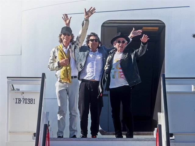 El grupo de rock The Rolling Stones llega a la T4 del aeropuerto Adolfo Suárez Madrid-Barajas, a 26 de mayo de 2022, en Madrid (España).