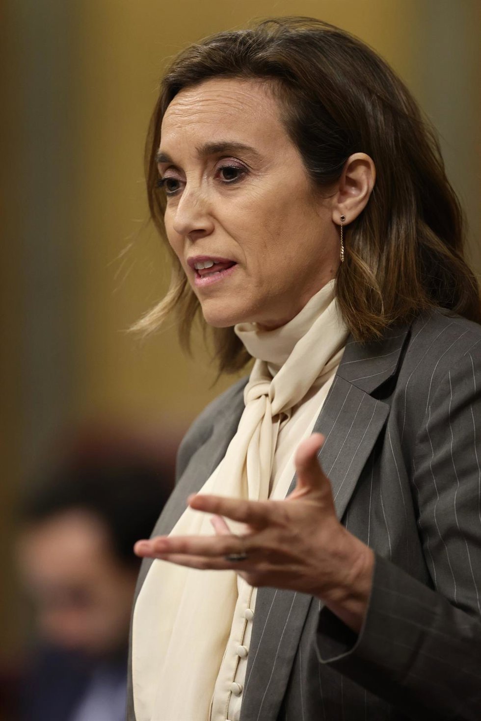 La secretaria general del Partido Popular y portavoz del Grupo Parlamentario Popular en el Congreso, Cuca Gamarra, interviene en una sesión plenaria, en el Congreso de los Diputados, a 26 de mayo de 2022, en Madrid (España). 