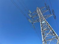 El sistema eléctrico registra un déficit transitorio de 671,5 millones de euros en el primer trimestre