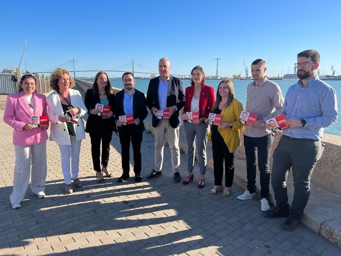 La ministra de Industria, Reyes Maroto, durante el acto con la candidatura del PSOE a las elecciones andaluzas por Cádiz.