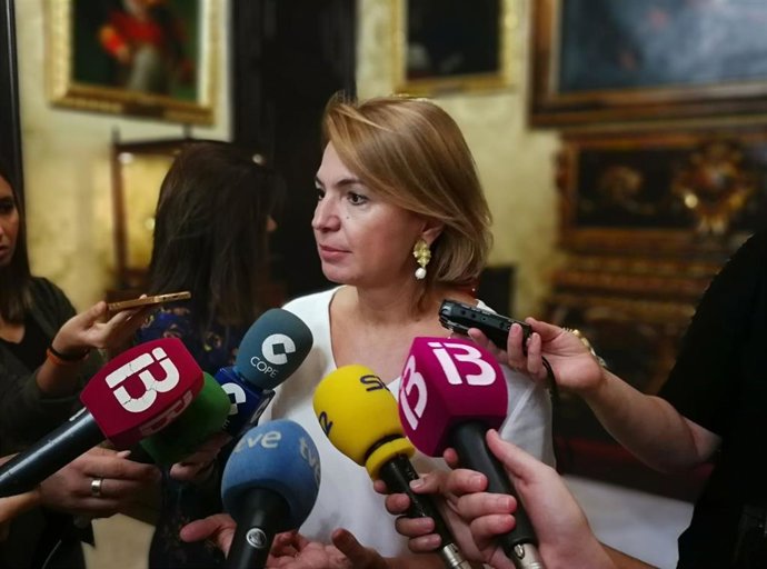 Archivo - Durán atiende a los medios 