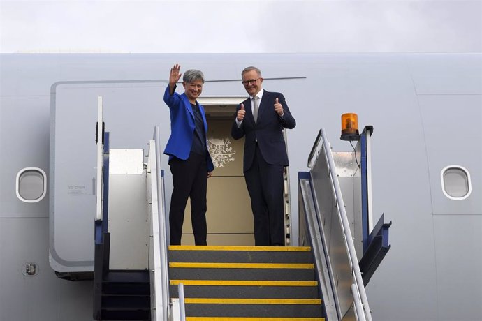 El primre ministro australiano, Anthony Albanese, y la ministra de Exteriores, Penny Wong.