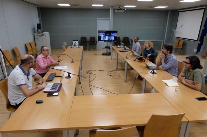 Reunión del conseller de Transición Energética, Juan Pedro Yllanes, con el Comité de Expertos de Baleares.