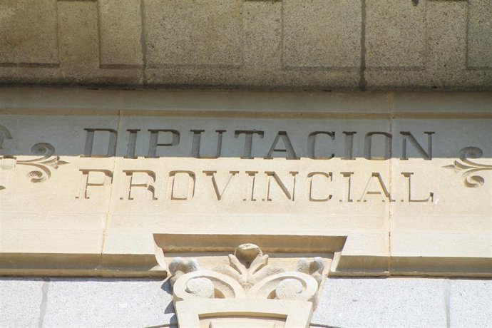Archivo - Rotulo, que nos indica, que este edificio es la Diputación Provincial
