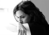 La depresión de la mujer durante su edad fértil: ¿Cuáles son las causas?