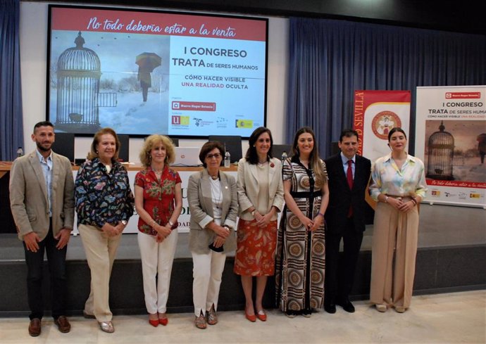 Congreso sobre la trata organizado por Nuevo Hogar Betania en la Facultad de Ciencias del Trabajo de la Universidad de Sevilla (US).