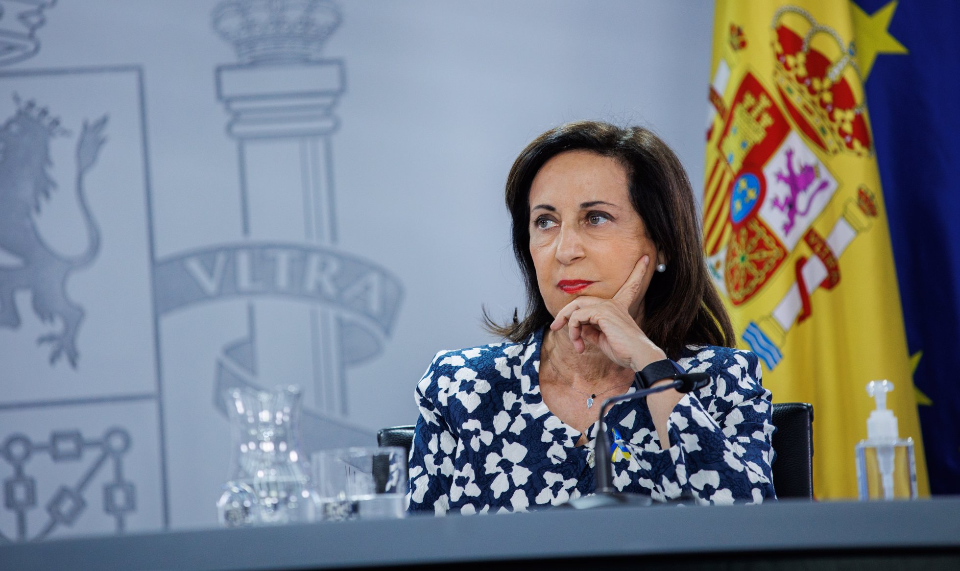 La ministra de Defensa, Margarita Robles, en una rueda de prensa posterior a la reunión del Consejo de Ministros, a 10 de mayo de 2022, en Madrid (España).