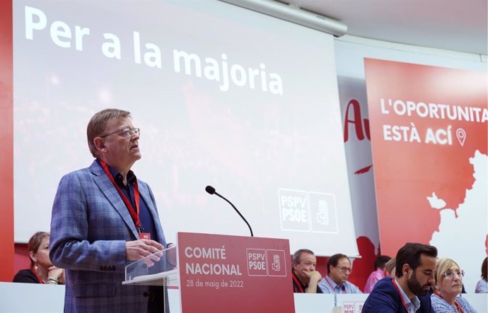 El 'president' de la Generalitat y secretario general de los socialistas valencianos, Ximo Puig, durante el Comité Nacional del partido