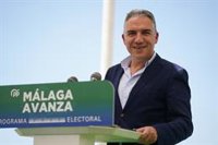 Bendodo: "El socialismo andaluz que llenaba el velódromo de Dos Hermanas, hoy se ha ido a la caseta de la feria"