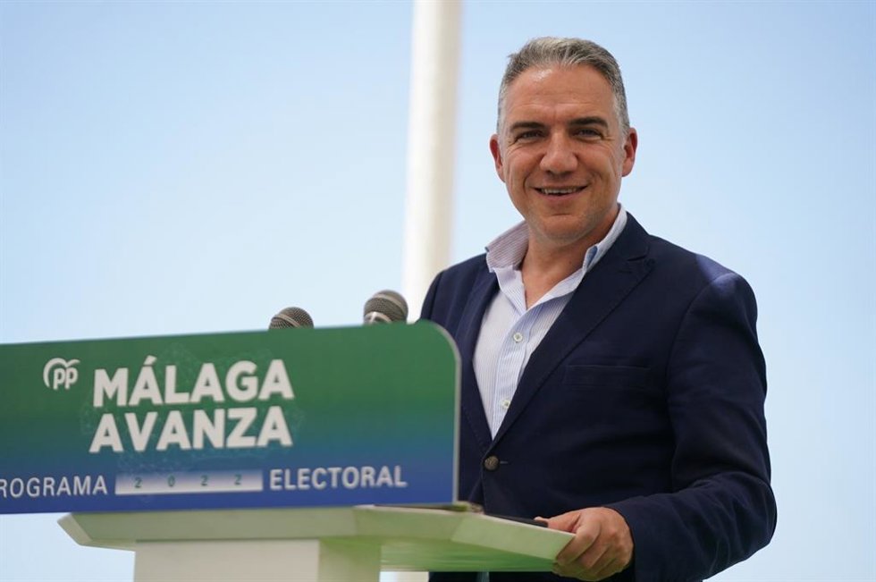 Elías Bendodo, coordinador general del PP-A, en rueda de prensa