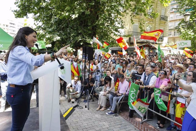 La candidata de Vox a la Presidencia de la Junta, Macarena Olona, en el acto de precampaña de la formación en Granada. A 28 de mayo de 2022 en Granada, Andalucía, España