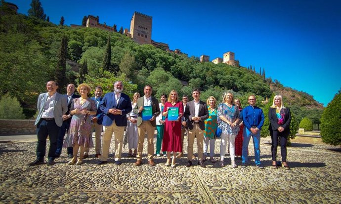 Presentación del programa electoral del PP en Granada