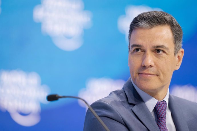 HANDOUT - 24 May 2022, Switzerland, Davos: Pedro Sanchez, Prime Minister of Spain, attends the special address session at the World Economic Forum Annual Meeting in Davos-Klosters. Photo: Manuel Lopez/World Economic Forum/dpa - ATTENTION: editorial use 