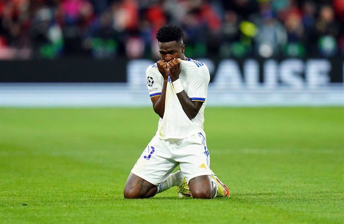 Vinicius Junior celebra la Champions conquistada en París