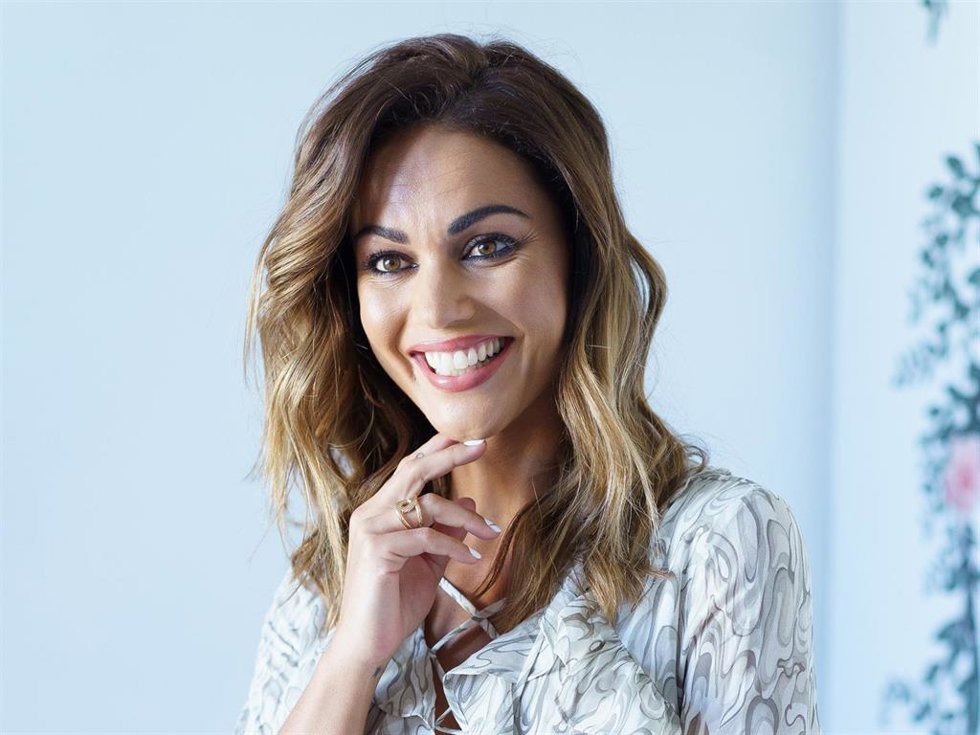 LARA ÁLVAREZ