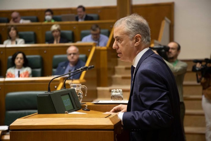 El lehendakari, Iñigo Urkullu, en el pleno del parlamento vasco