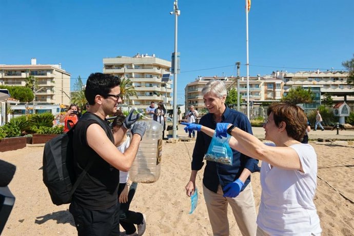 El conseller de Salut de la Generalitat, Josep Maria Argimon, i la secretria de Salut Pública, Carmen Cabezas