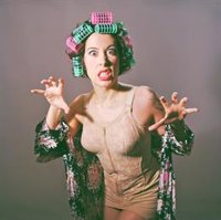 Ana Elena Pena se sube este lunes al escenario de los 'Lunes Literarios' con el recital 'Ahora es tarde, señora'