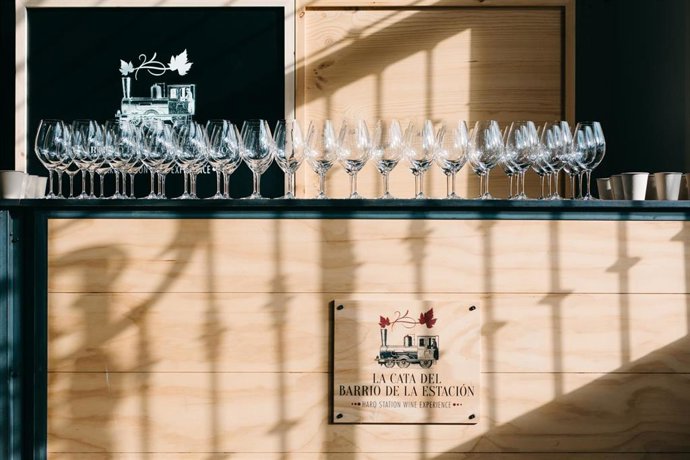 La Cata del Barrio de la Estación 2022 facilita la llegada desde Logroño, Bilbao y Vitoria