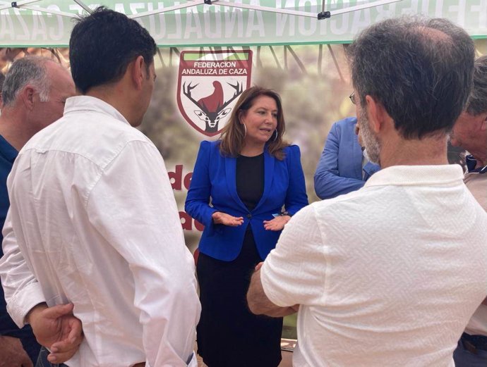 Carmen Crespo, consejera de Agricultura, en la Asamblea General de la Federación Andaluza de Caza