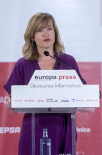 Alegría ante los libros de texto: "¿Se creen que llamamos a los profesores y les decimos: adoctrinen a los estudiantes?"