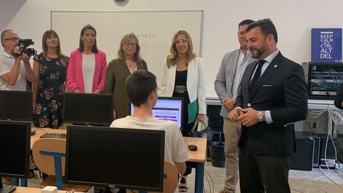 El IES Campanillas de Málaga capital amplía su oferta bilingüe y se suma como Centro Integrado de FP