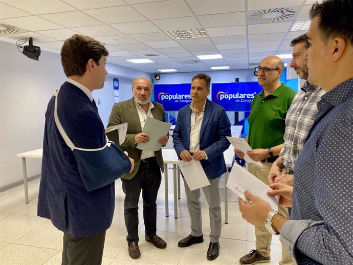 La reunión se ha celebrado en la sede del PP Aragón.