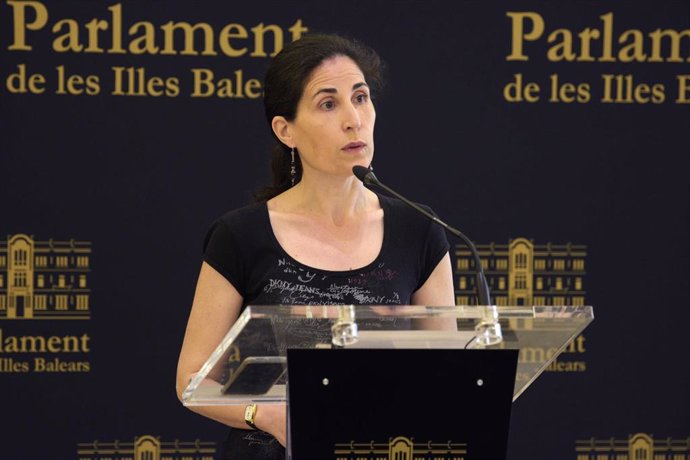 La diputada de Unidas Podemos en el Parlament, Antnia Martín.