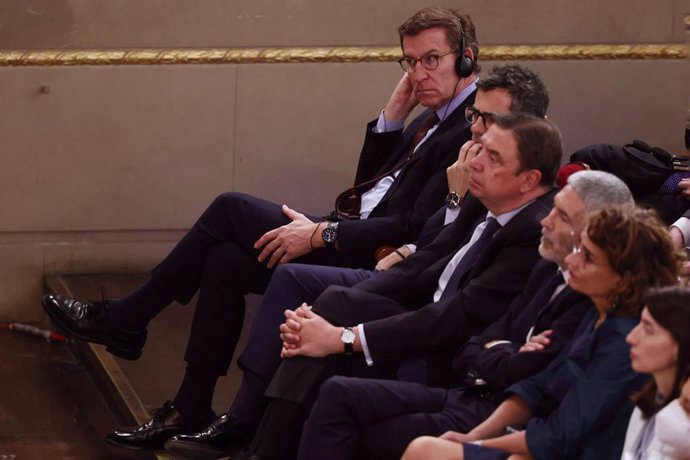 El presidente del PP, Alberto Núñez Feijóo, asiste al acto de conmemoración del 40 Aniversario del ingreso de España en la OTAN, en el Teatro Real, a 30 de mayo de 2022, en Madrid (España). 