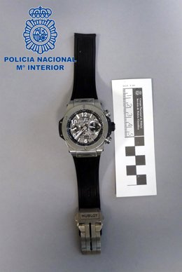 La Policía Nacional Detiene A Un Hombre Por El Robo De Un Reloj De Alta Gama