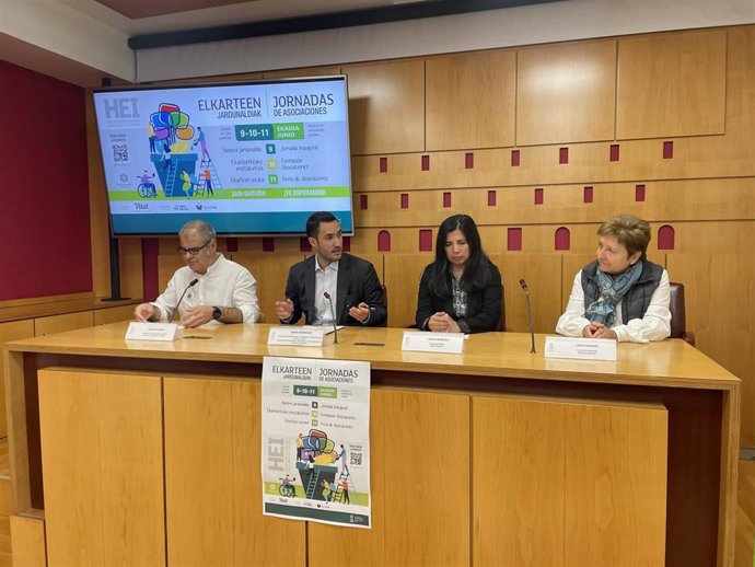 El concejal de Participación Ciudadana, Borja Rodríguez, en la presentación de las jornadas