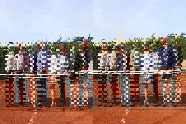 El presidente de la Diputación de Córdoba, Antonio Ruiz (centro), en la presentación del del I Torneo Internacional de Tenis Córdoba Patrimonio de la Humanidad