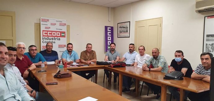 Reunión sindical en Oleícola El Tejar.