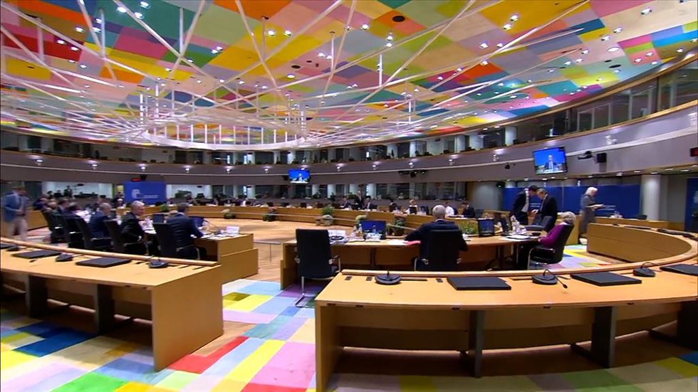 La UE mantiene su unidad con las nuevas sanciones al crudo ruso