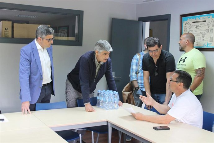 Comienza el estudio científico en los bancos marisqueros de Pontedeume por el descenso de capturas de moluscos