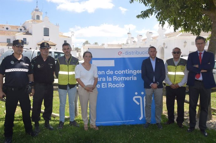 Presentación del plan de contingencia de Endesa para la romería del Rocío.