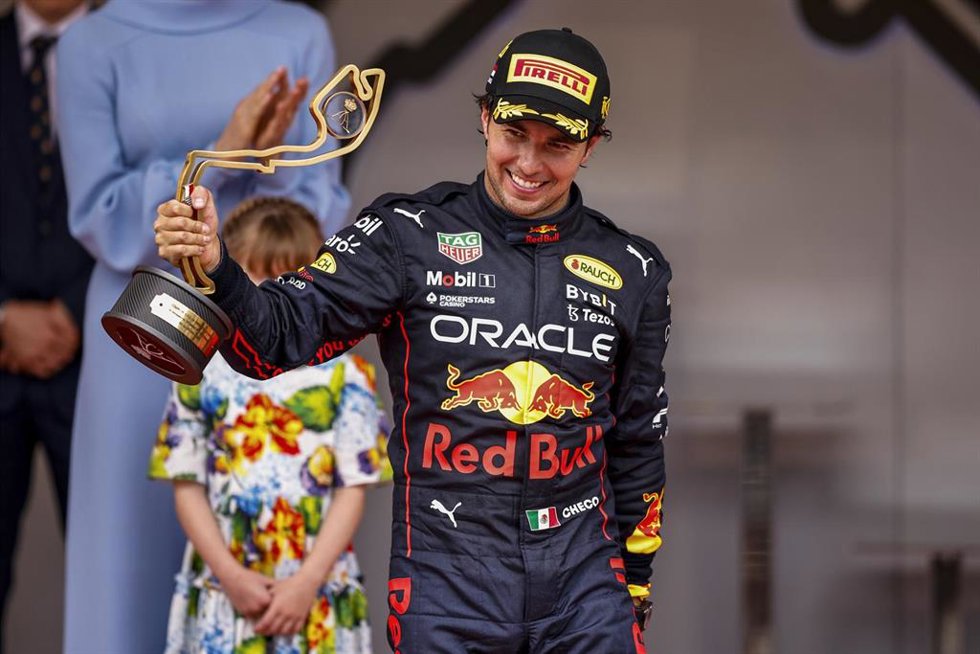 El piloto mexicano Sergio Pérez, conocido como 'Checo', gana el Gran Premio de Mónco 2022.