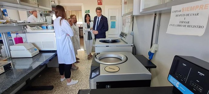 Visita del Gobierno al Laboratorio de Sanidad Animal de Santa Fe