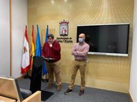 Foro recalca que también más de 23.000 motos se verán afectados por la obligación de llevar etiqueta DGT