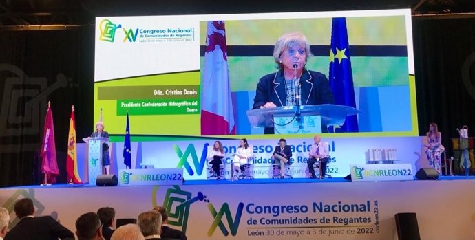 La presidenta de la Confederación Hidrográfica del Duero (CHD), Cristina Danés, ha participado en el XV Congreso Nacional de Comunidades de Regantes.