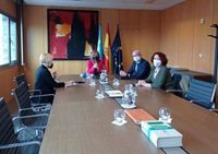 El Principado y la FACC tienen el compromiso de Unicaja para "buscar soluciones" que garanticen la "presencialidad"