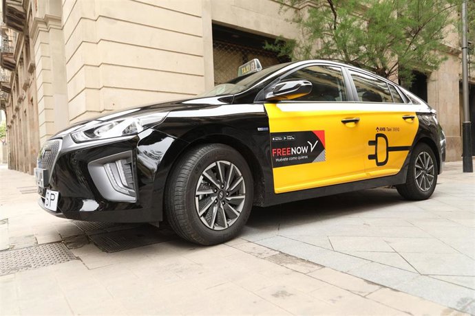 Archivo - Taxi de Free Now en Barcelona