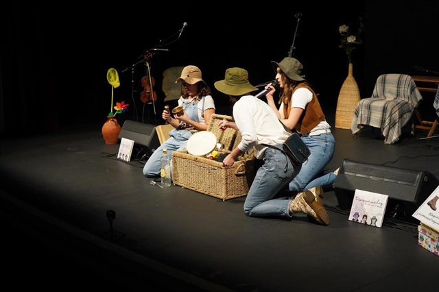 Una representación dentro de la iniciativa 'Lo aprendí de los abuelos'.