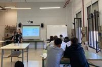 Endesa comienza sus talleres de eficiencia energética en un instituto de Maó