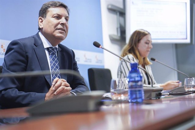 Fernández Carriedo presenta en rueda de prensa  las deducciones autonómicas del IRPF y la Campaña de ayuda a la Declaración de la Renta 2021