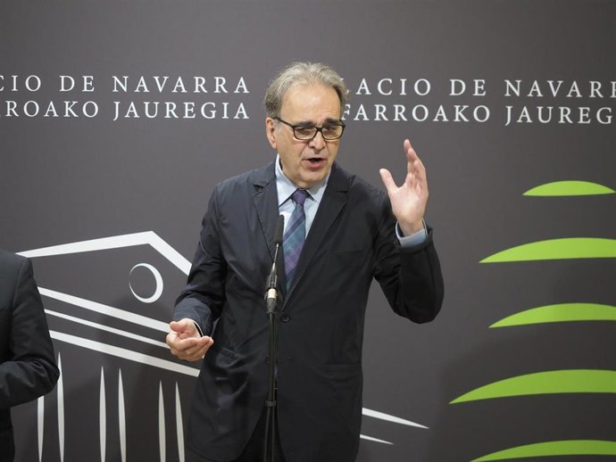 El ministro de Universidades, Joan Subirats, interviene en un encuentro institucional, en el Palacio de Navarra, a 27 de mayo de 2022, en Pamplona