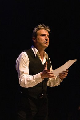 Archivo - El espectáculo 'Lorca en Nueva York' llega al Arniches de Alicante con la interpretación de Alberto San Juan