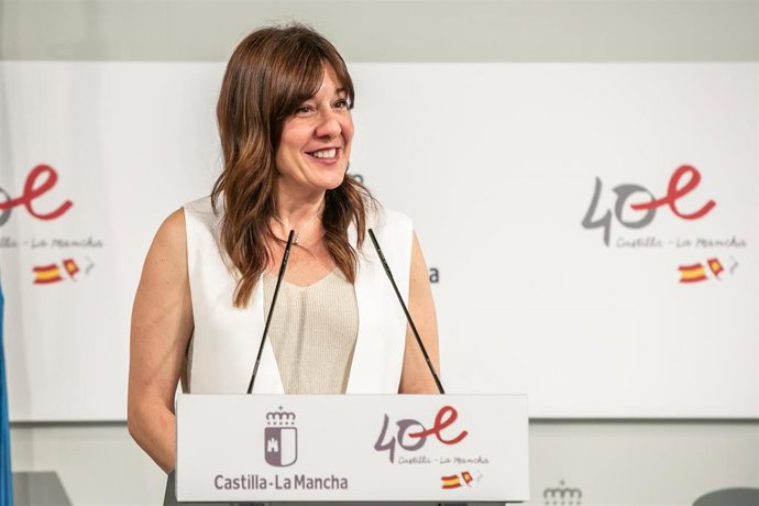 La consejera de Igualdad y portavoz del Gobierno regional, Blanca Fernández, comparece en rueda de prensa