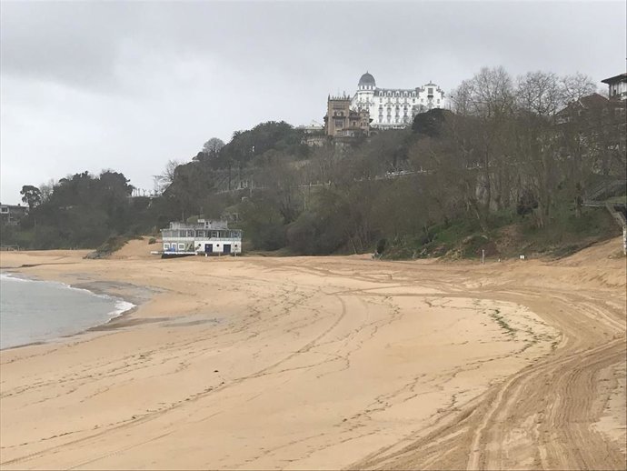 Archivo - Estado de la playa de Los Peligros